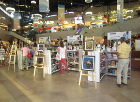 Caravana BookLand îşi deschide porţile la Târgu Mureş