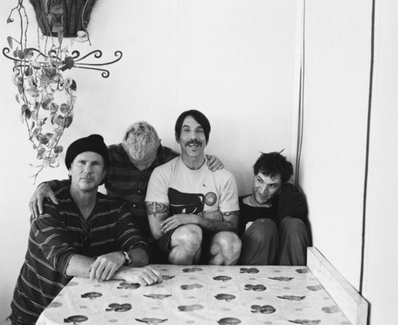 Red Hot Chili Peppers lansează un EP de cover-uri