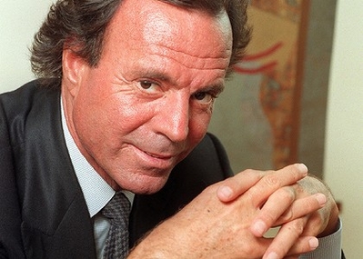 Julio Iglesias va concerta în Bucureşti pe 30 iunie