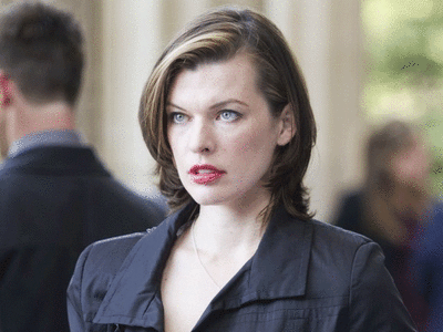 Milla Jovovich, gazda premiilor Academiei pentru Ştiinţă şi Tehnologie