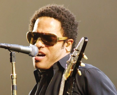 Concertul lui Lenny Kravitz la București, amânat pentru 2013