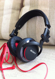 Accesorizează-te cu o pereche de căști de DJ, Sony MDR-V55 - CONCURS ÎNCHEIAT