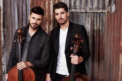 2CELLOS, activitate intensă de când au scos albumul “Score”