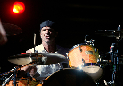 Concert Red Hot Chili Peppers la Bucureşti. Biografia bateristului Chad Smith